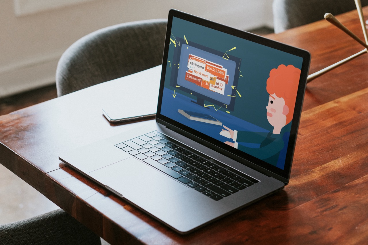 batch2-384-01-computer Large